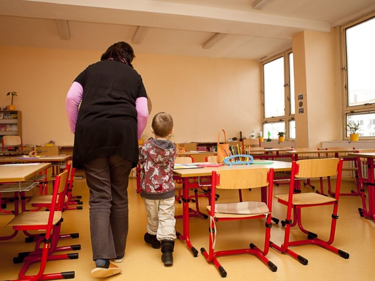 Učiteľ učiteľka učitelia škola školstvo trieda žiak žiaci ilu 1140px (SITA/Ján Viazanička)
